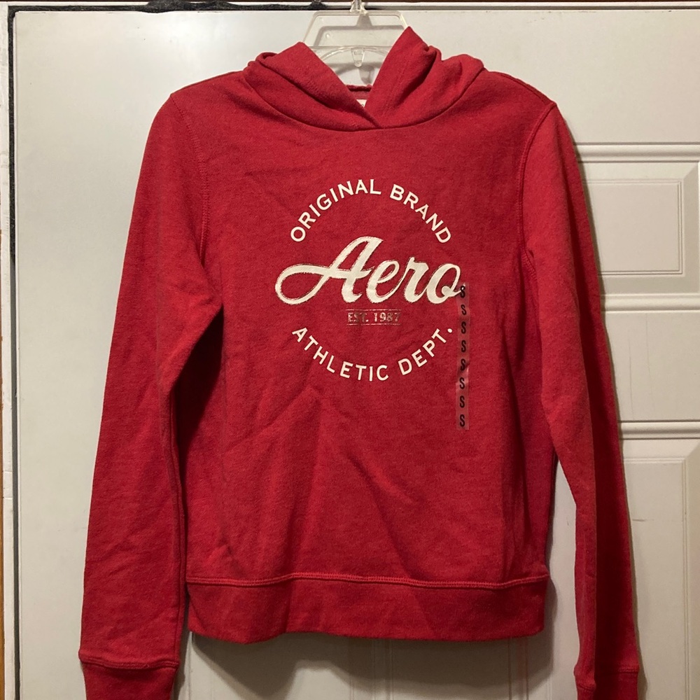 Aero Red Hoodie S‎ NWT
